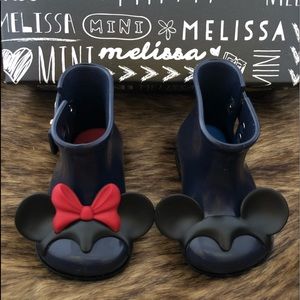 BRAND NEW MINI MELISSA DISNEY TWINS 5